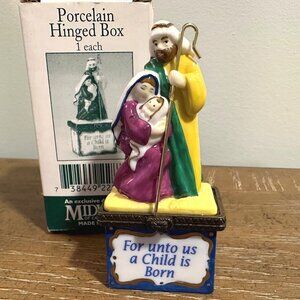 NEW Midwest of  Cannon Falls HOLY FAMILY Hinged Box
